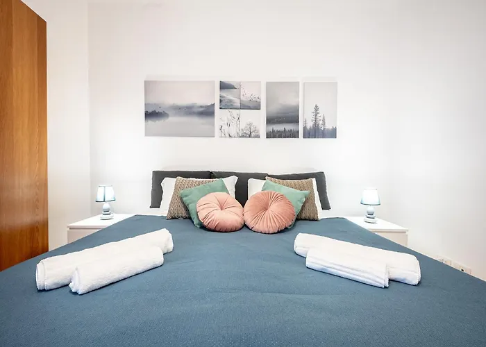 King Size Wifi Air Conditioning Tv50 10min Colosseo-trastevere Apartment Rome