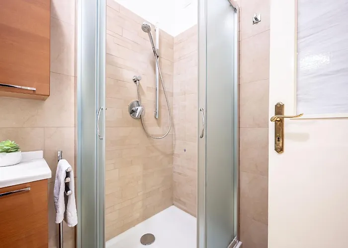 King Size Wifi Air Conditioning Tv50 10min Colosseo-trastevere Apartamento